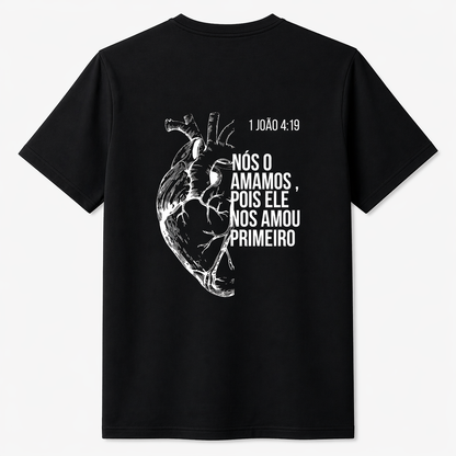 Camiseta Premium Unissex Primeiro Amor